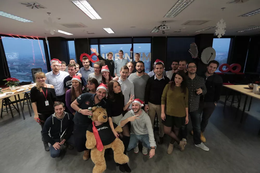 When-the-best-party-squad-in-town-crashes-your-office-0