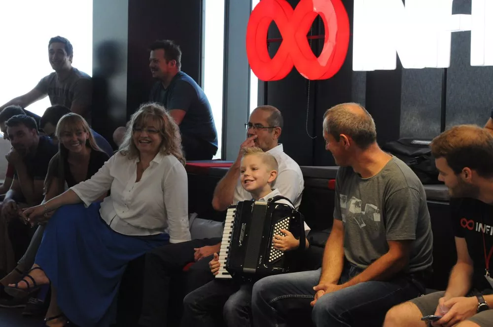 This is the MacBook Pro of accordions