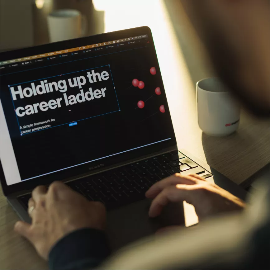 Gallery V Slider
